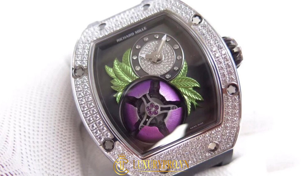 Khách hàng mua đồng hồ Richard Mille nữ Super Fake Hà Nội