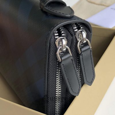 tui cam tay burberry nam 5 4