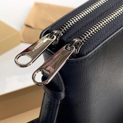 tui cam tay burberry nam 8 2