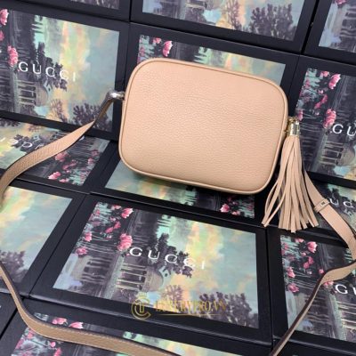 tui deo cheo gucci nu 3