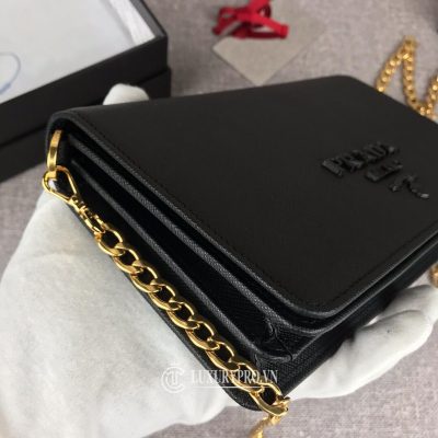 tui deo cheo prada hang hieu 3 4