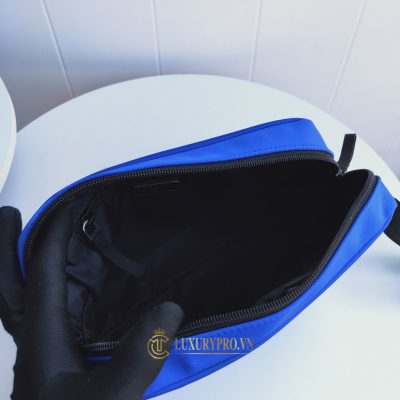 tui deo cheo prada nam 4 1