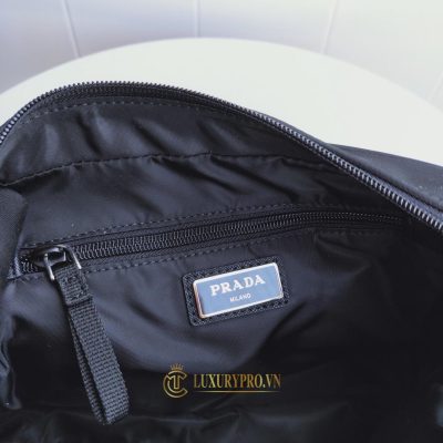 tui deo cheo prada nam 5