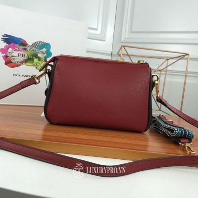 tui deo cheo prada nu luxury 1