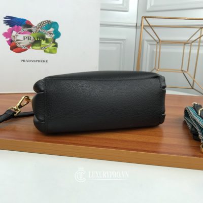 tui deo cheo prada nu luxury 5 3