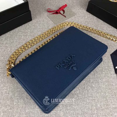 tui deo cheo prada xach tay 3