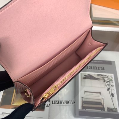 tui louis vuitton nu 5 2