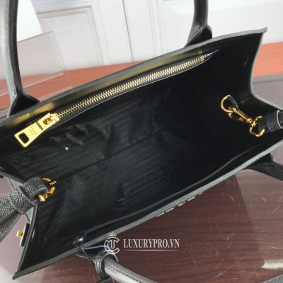 tui nu prada chat luong 6 2