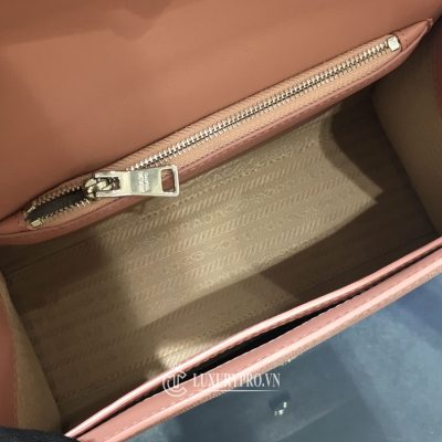 tui prada deo cheo like auth 7 2