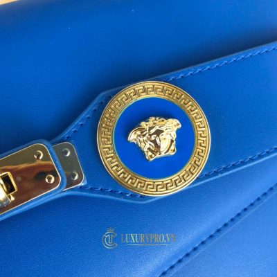 tui versace authentic 4 2