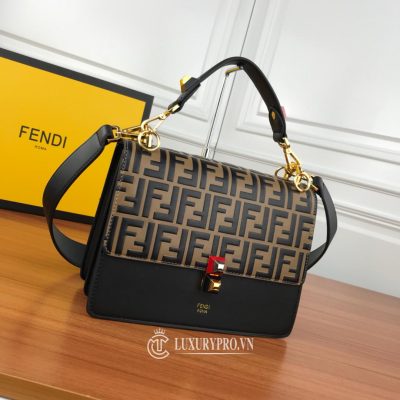 tui xach deo cheo fendi 1