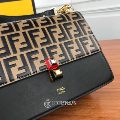 tui xach deo cheo fendi 3