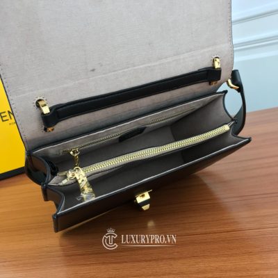 tui xach deo cheo fendi 6