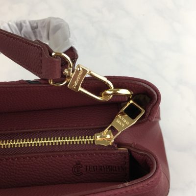 tui xach louis vuitton 2 4