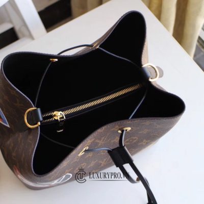 tui xach lv super fake 6 5