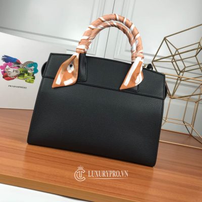 tui xach nu prada super fake 5