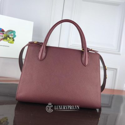 tui xach prada luxury 1 4