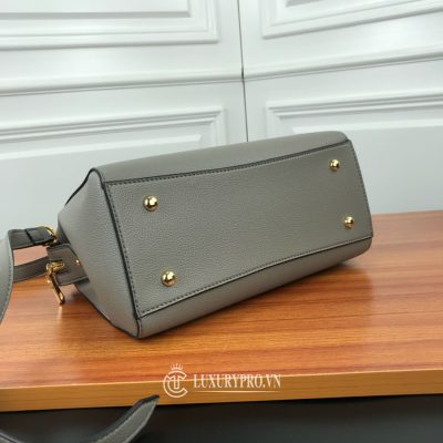 tui xach prada luxury 1 8