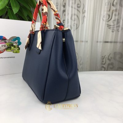 tui xach prada luxury 2 3