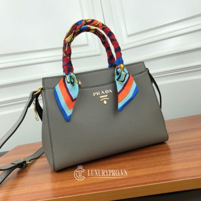 tui xach prada luxury 3 8