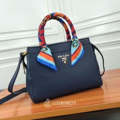 tui xach prada luxury 3 9