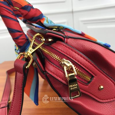 tui xach prada luxury 4 6