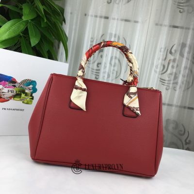 tui xach prada luxury 7 2