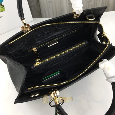 tui xach prada nu 3 4