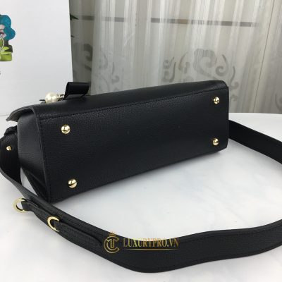 tui xach prada nu 7 4