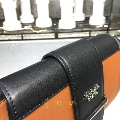 tui xach prada nu hang hieu 6