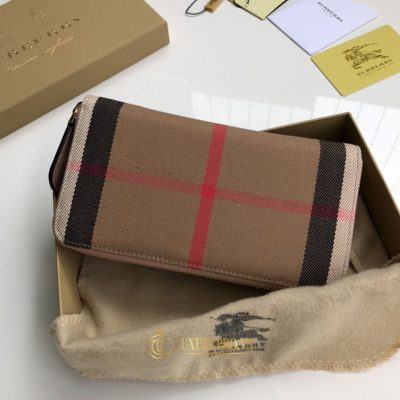 vi burberry nu hang hieu 2 3