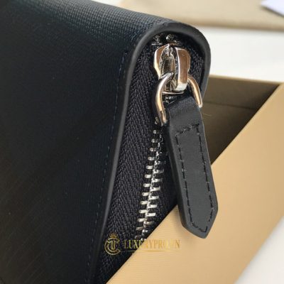 vi cam tay burberry 6 1