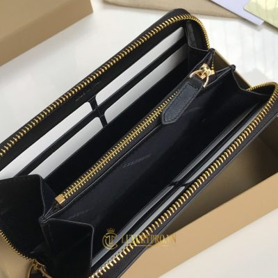 vi cam tay burberry 6