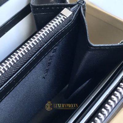 vi cam tay burberry 7 1