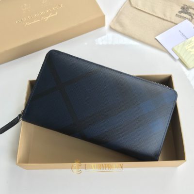 vi cam tay burberry cao cap 3