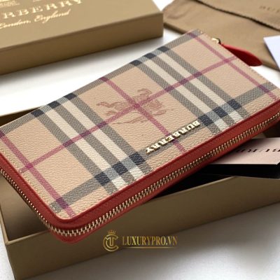 vi cam tay burberry nu gia tot 5 4