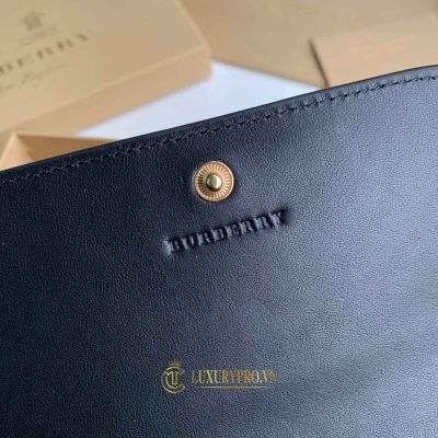 vi cam tay burberry nu gia tot 6 2