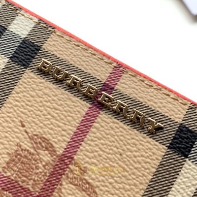 vi cam tay burberry nu gia tot 8 4