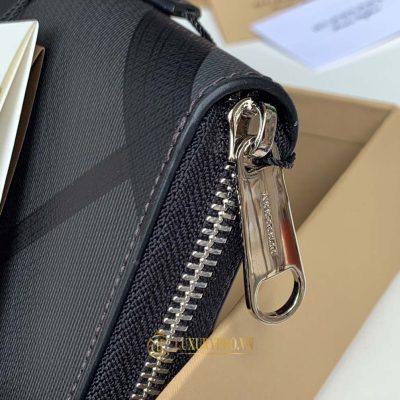 vi cam tay nam burberry 5 1