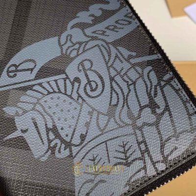 vi cam tay nam burberry 6 1