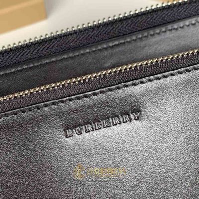 vi cam tay nam burberry 8 1