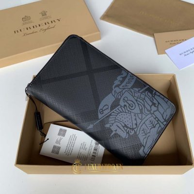 vi cam tay nam burberry 9