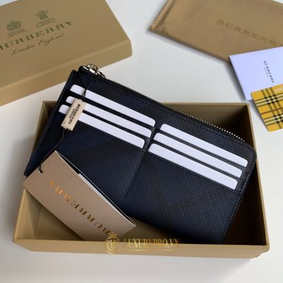 vi dai burberry nam 1