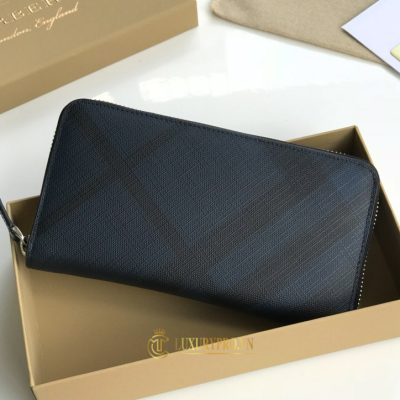 vi dai burberry nam 8