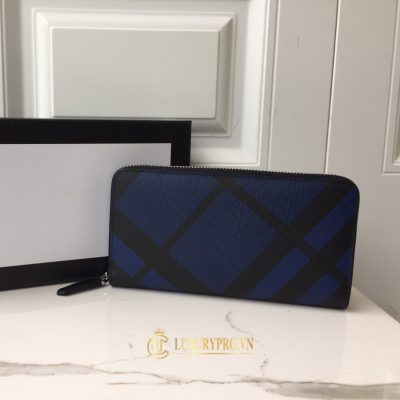 vi dai cam tay burberry nam 2