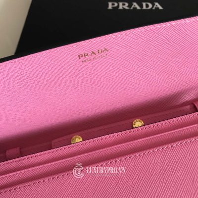 vi deo cheo prada luxury 2 1