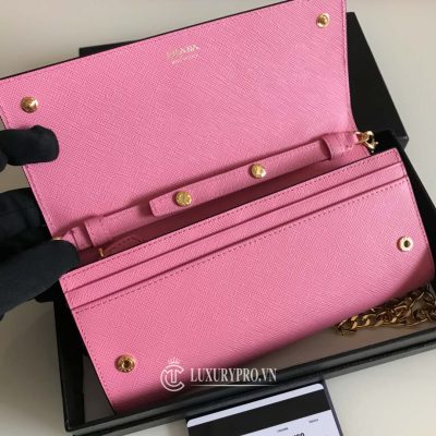 vi deo cheo prada luxury 4 1