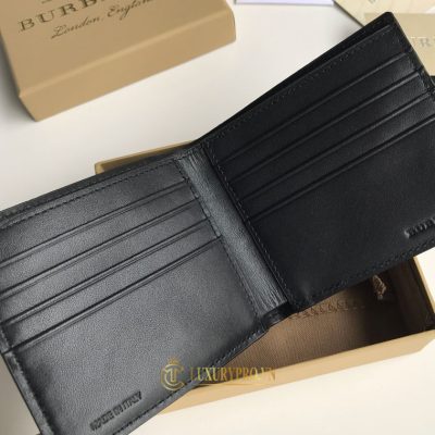 vi nam burberry chinh hang 1