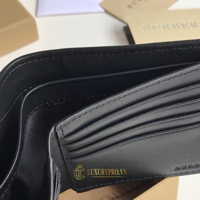 vi nam burberry chinh hang 4