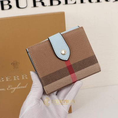vi ngan burberry nu 1 4